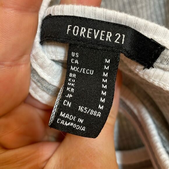 Forever 21 Super-Cropped Racerback Tank Top size Medium - Picture 7 of 7